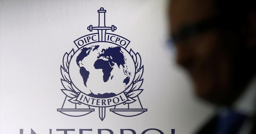 Ιντερπόλ: Κατηγορούμενος για βασανιστήρια ο ένας υποψήφιος για την προεδρία