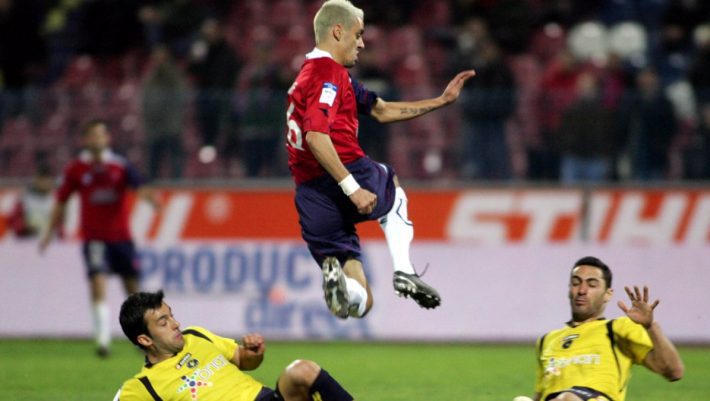 Έκαναν την μπάλα… κομπολόι: Οι ζογκλέρ των ελληνικών γηπέδων