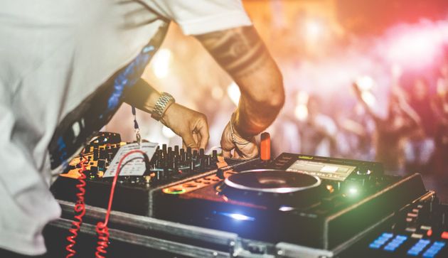 Νέα μέτρα: Τι ζητούν από τον Πρωθυπουργό οι DJs της Θεσσαλονίκης