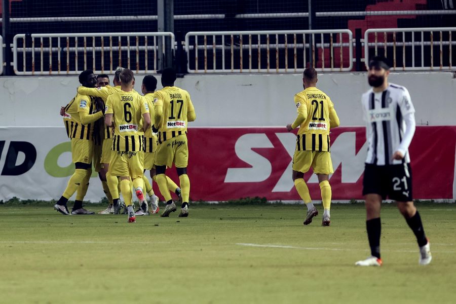 ΟΦΗ – Άρης 0-2: Μια αποβολή και ένα πέναλτι τα έκριναν όλα (vid)