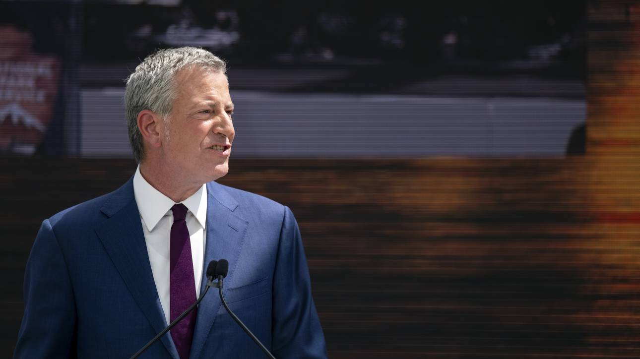 Nέα Υόρκη: Υποχρεωτικό εμβολιασμό για τον ιδιωτικό τομέα ανακοίνωσε ο δήμαρχος