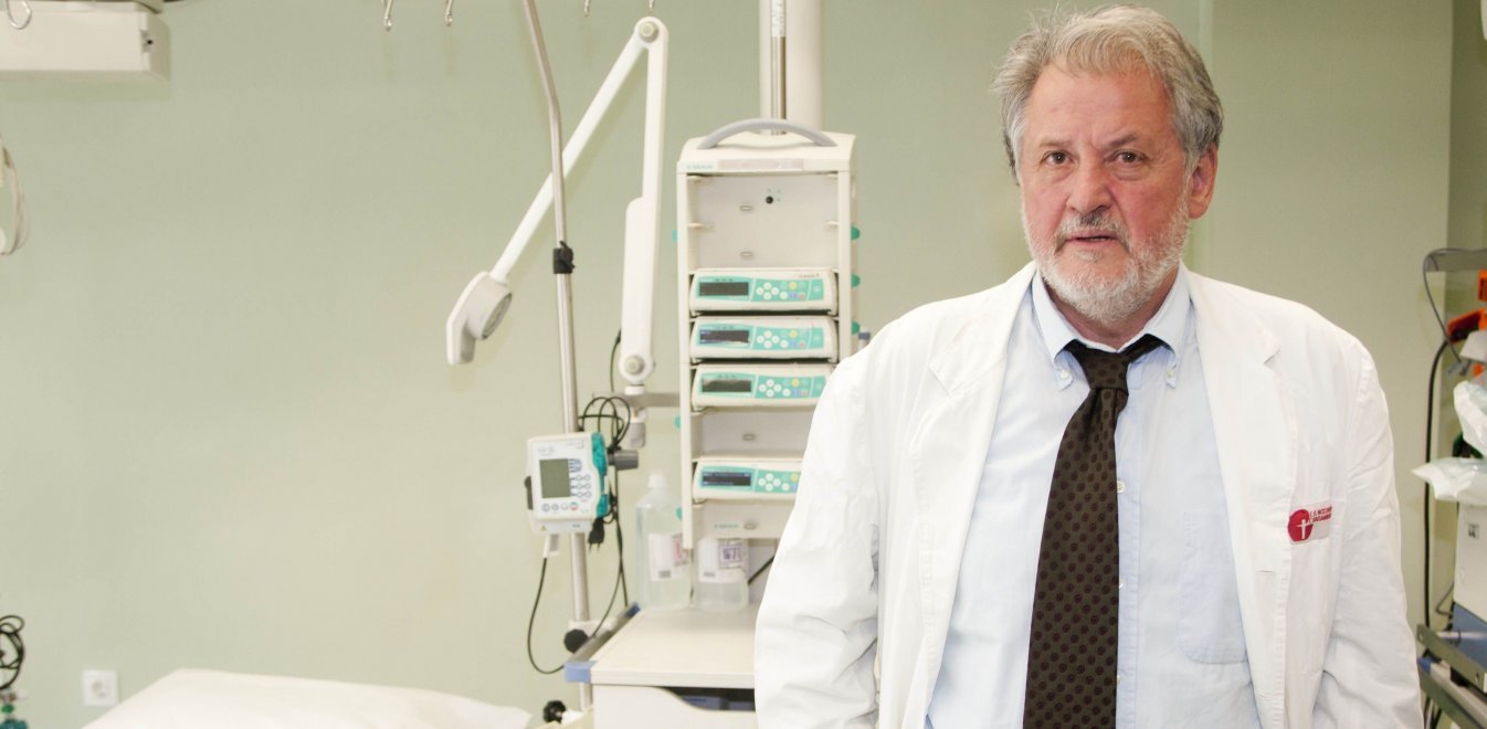 Καπραβέλος για Μητσοτάκη: «Εκτός ΜΕΘ ο ασθενής δεν έχει καμία απολύτως τύχη»