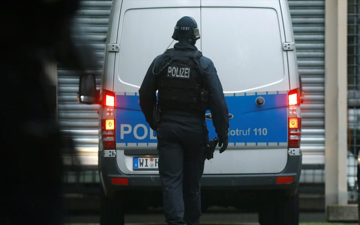 Πατέρας σκότωσε την γυναίκα του και τα τρία παιδιά τους