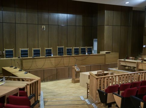 Δίωξη στους δύο 28χρονους για τη σεξουαλική επίθεση σε 13χρονη και 14χρονη