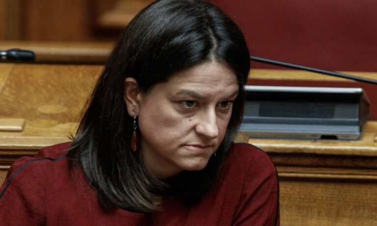 Μήνυση κατά της Κεραμέως από γονέα