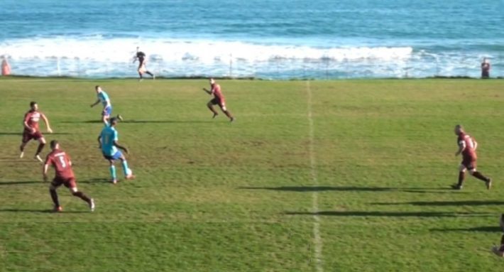 Το Ελληνικό γήπεδο που τα ball boys χρειάζονται βατραχοπέδιλα! (pics)