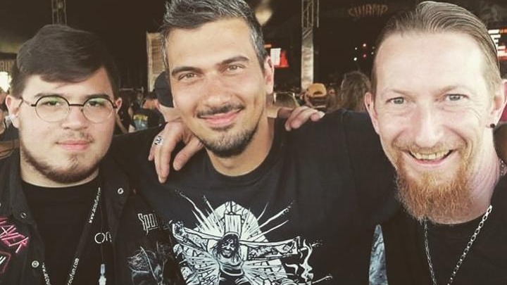 H«Όμικρον» εκτός από μετάλλαξη είναι και βέλγικη μπάντα