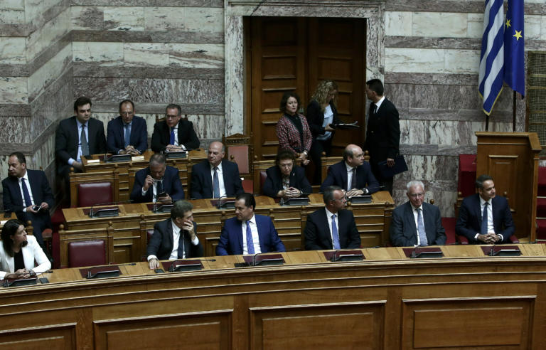 Κυβέρνηση: Υφυπουργός βρέθηκε θετικός στον κορονοϊό
