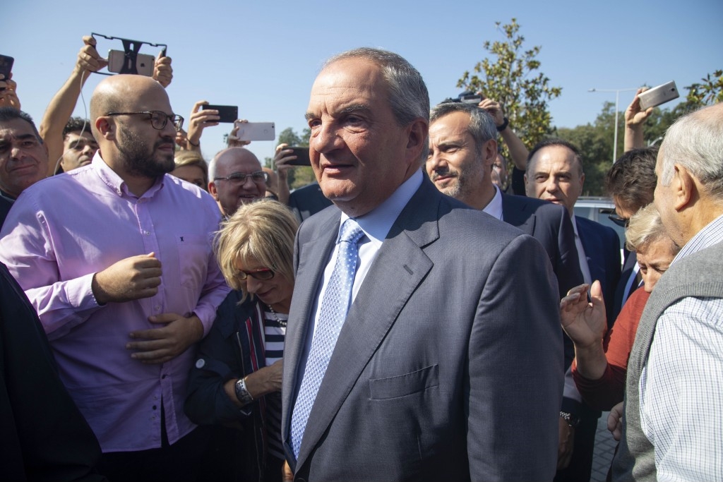 Καραμανλής,