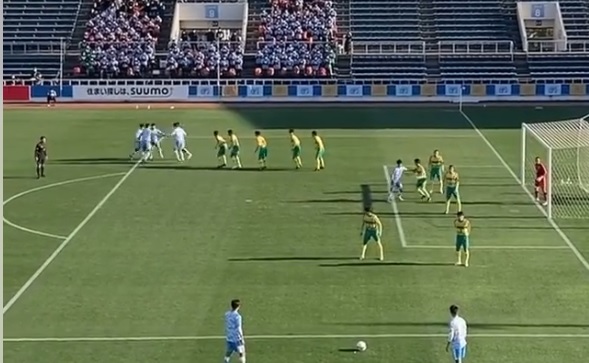 Κομπίνα σε φάουλ βγαλμένη από το Squid Games! (vid)