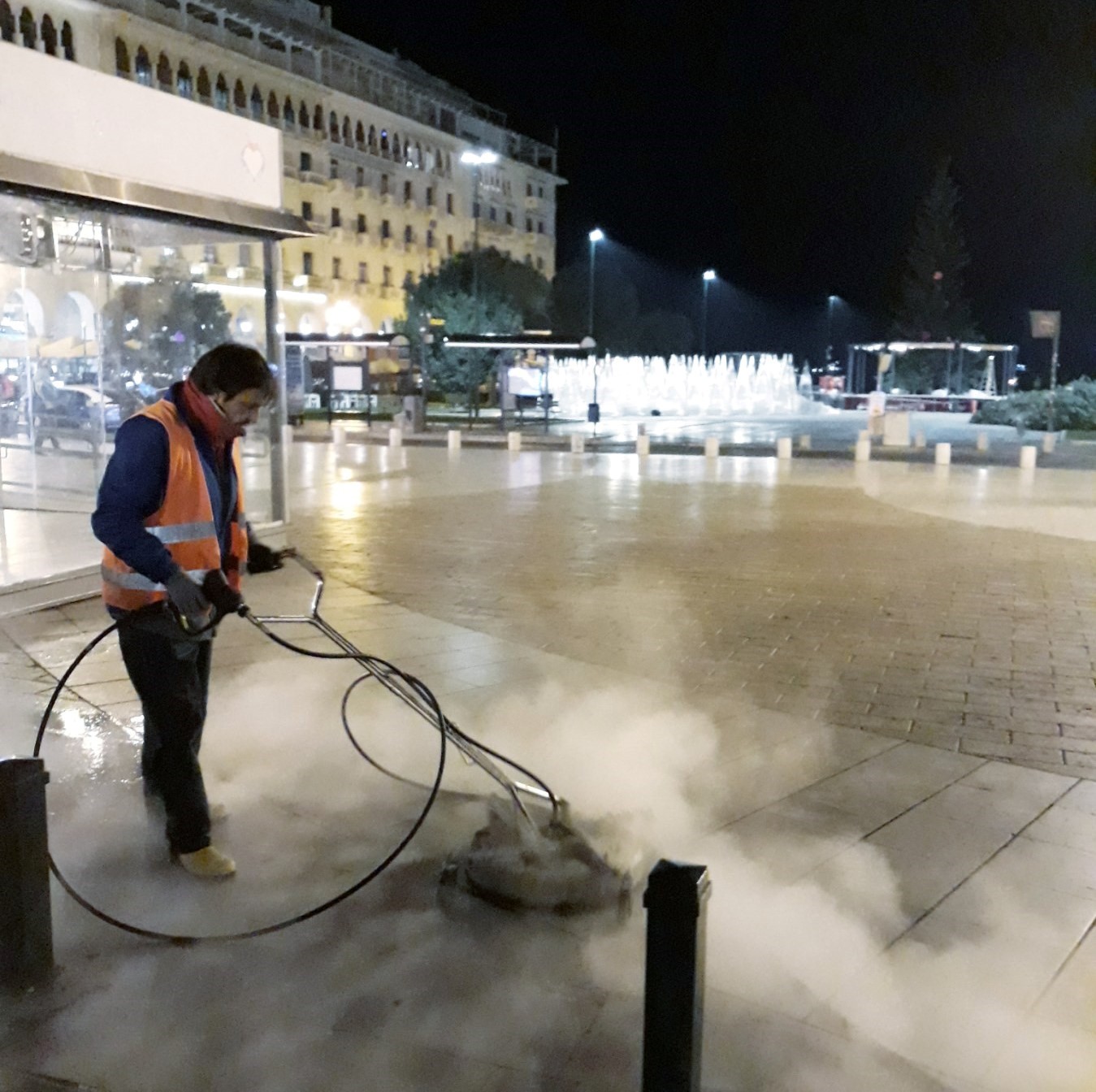 Ένα «ρομπότ» καθαριότητας στον δήμο Θεσσαλονίκης