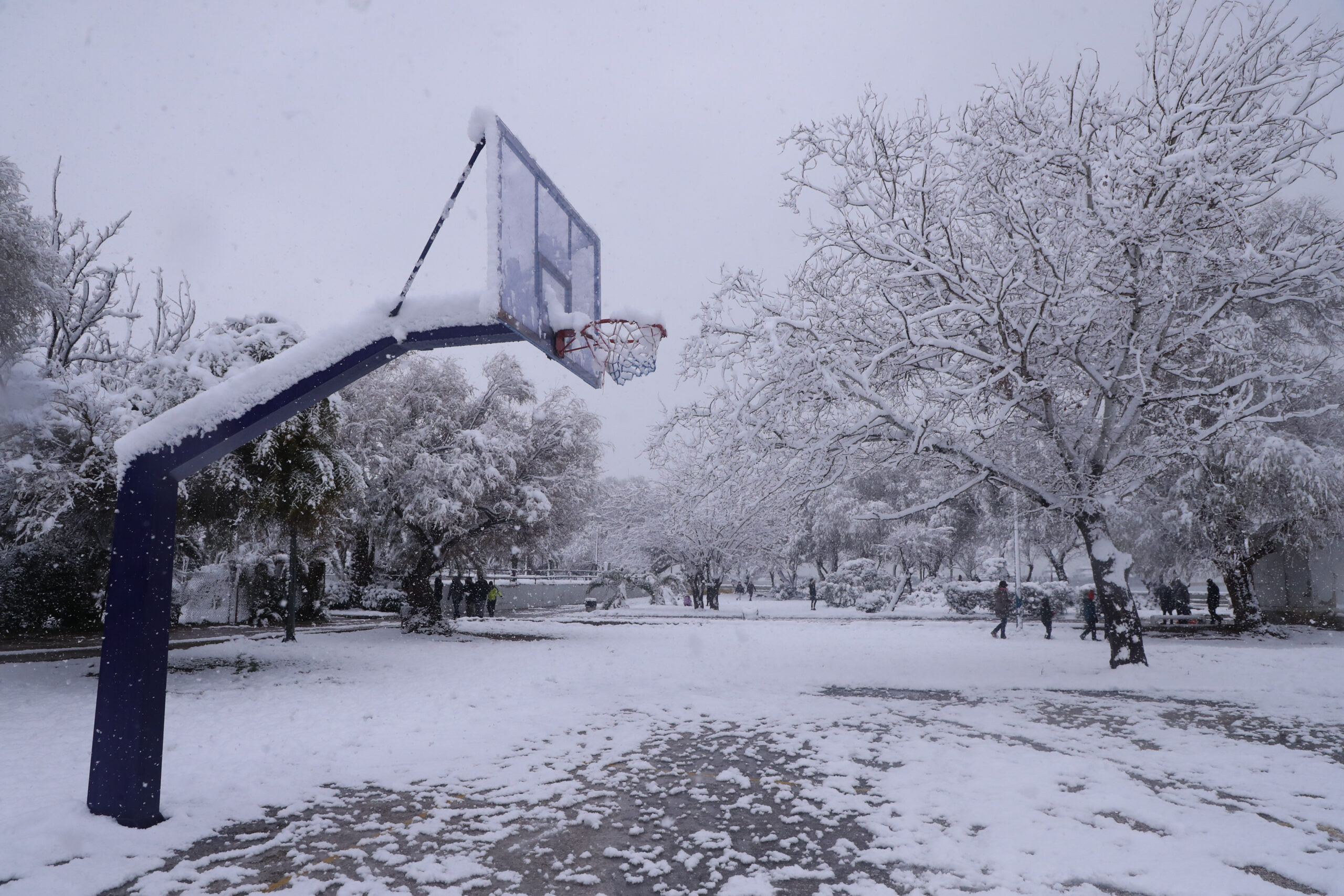 Κακοκαιρία Ελπίδα: Παρατείνεται η αργία σε τέσσερις περιφέρειες της χώρας