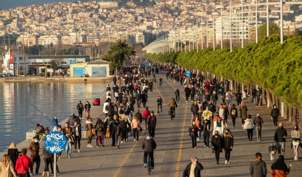 Κορονοϊός: 149 νεκροί σε μία εβδομάδα – Εντοπίστηκαν τα πρώτα κρούσματα «Κράκεν» (VIDEO)