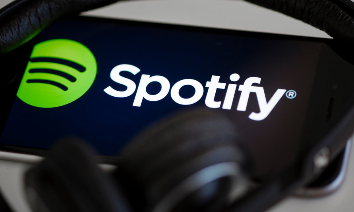Το Spotify επεκτείνει τον AI DJ σε δεκάδες νέες αγορές, αλλά τα ελληνικά μένουν εκτός