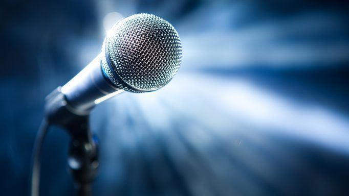 Γνωστή τραγουδίστρια είναι έγκυος – Θα γίνει μαμά για δεύτερη φορά