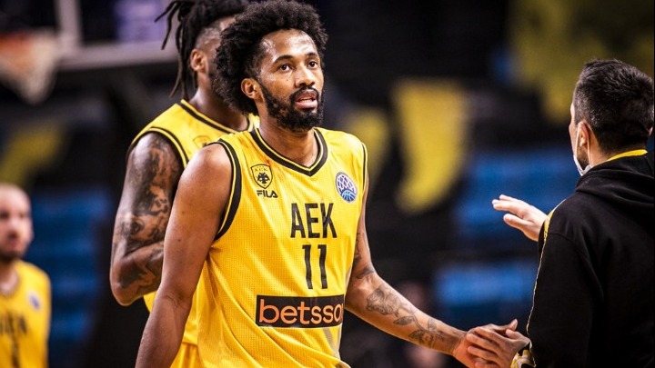 ΑΕΚ: «Μύλος» με το πρόβλημα υγείας του Ανγκόλα