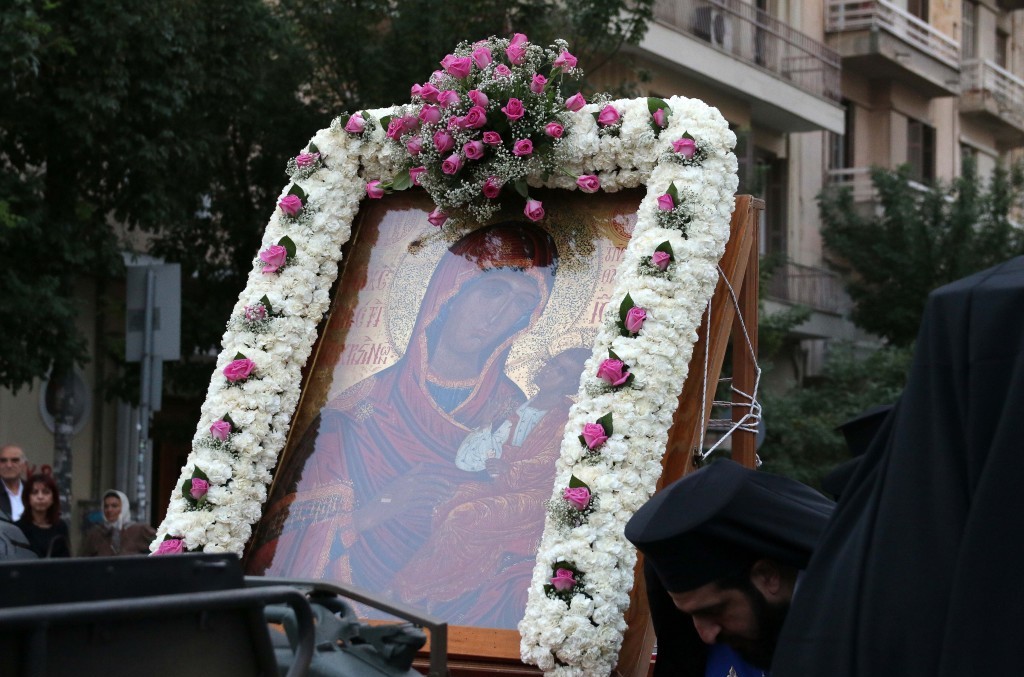 Εμπάργκο Μητροπολίτη σε ανεμβολίαστους ιερείς