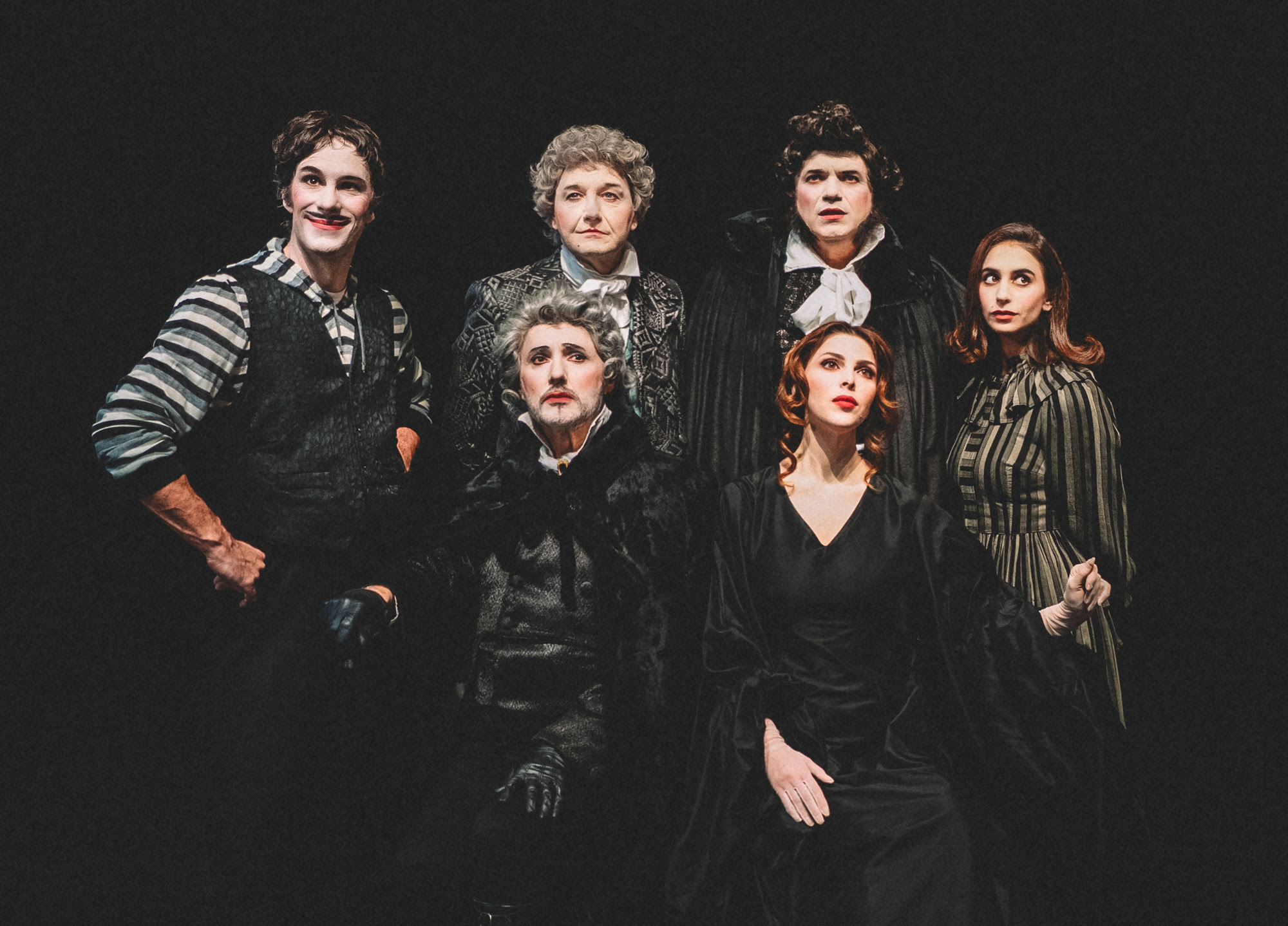 παραστάσεις,