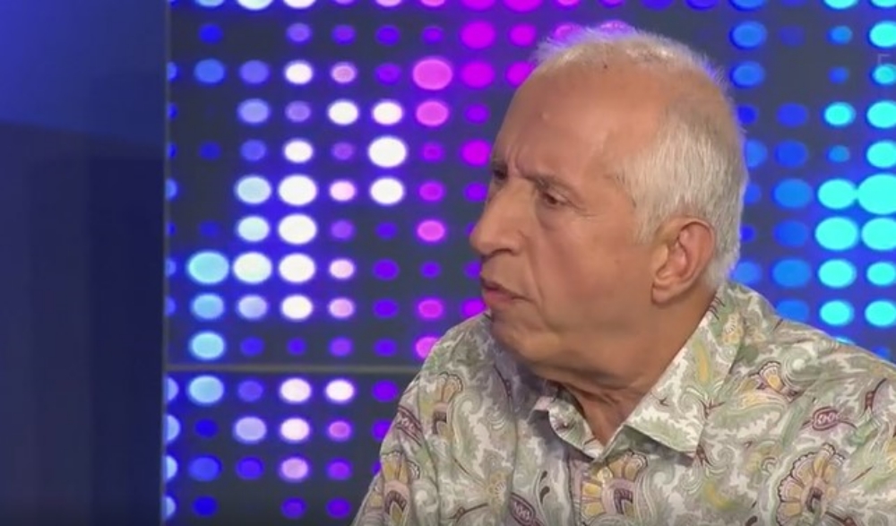 Τζούμας: Επιτέθηκε σε δημοσιογράφο και τη χαρακτήρισε «ανόητη» (vid)