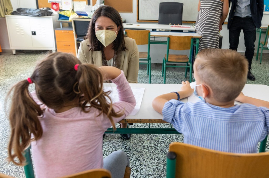 Κεραμέως: Το άνοιγμα των σχολείων και τι θα γίνει με τα πανεπιστήμια