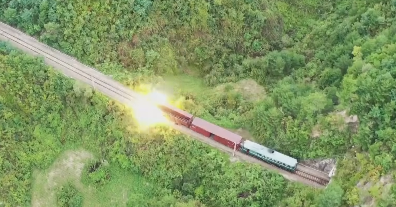 Βόρεια Κορέα: Εκτόξευσε πυραύλους από τρένο