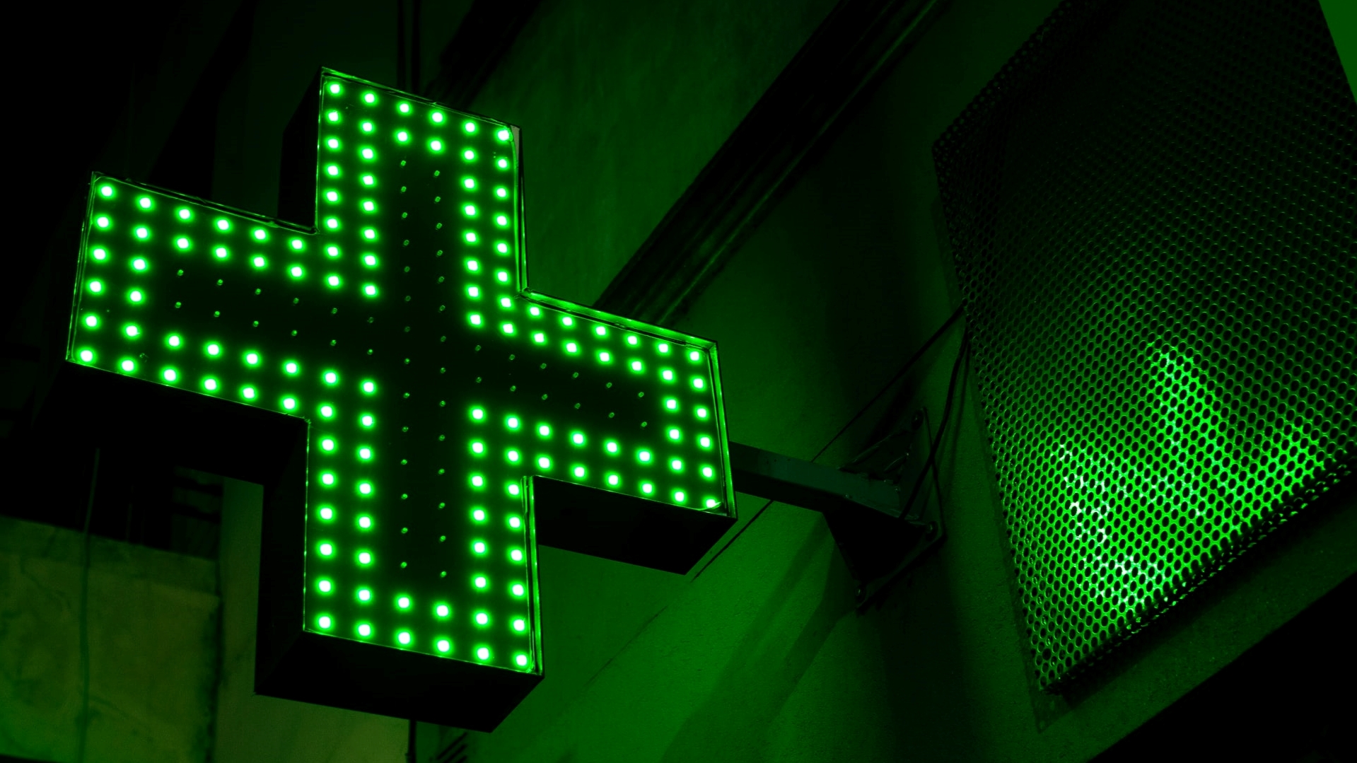 self tests, online φαρμακεία,