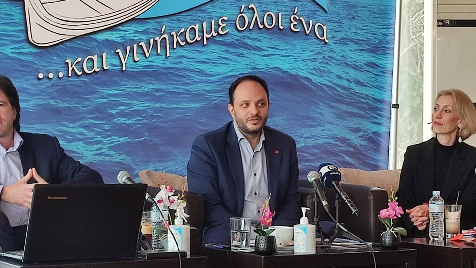 Μια θάλασσα μνήμες: Η Καλαμαριά τιμά τα 100 χρόνια από την μικρασιατική καταστροφή (φωτό+video)