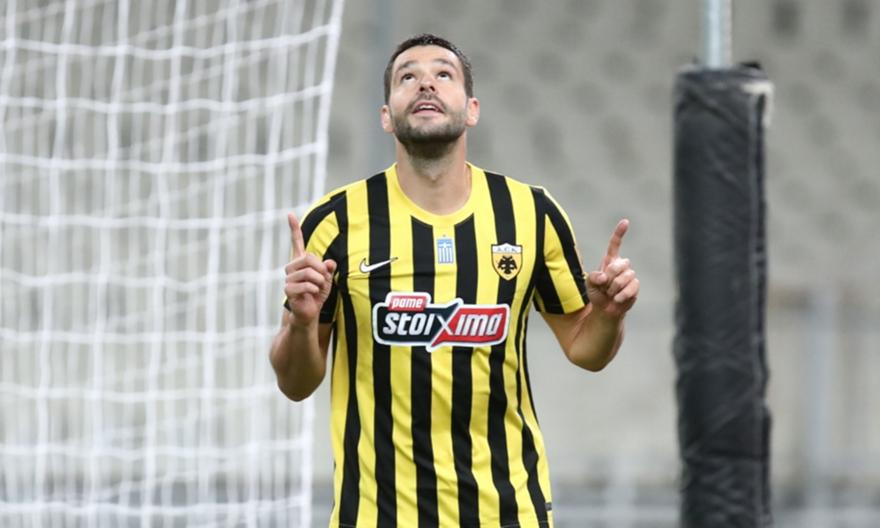 Σπαρακτική ανάρτηση του Σάκχοφ για την έγκυο σύζυγό του που βρίσκεται στο Κίεβο