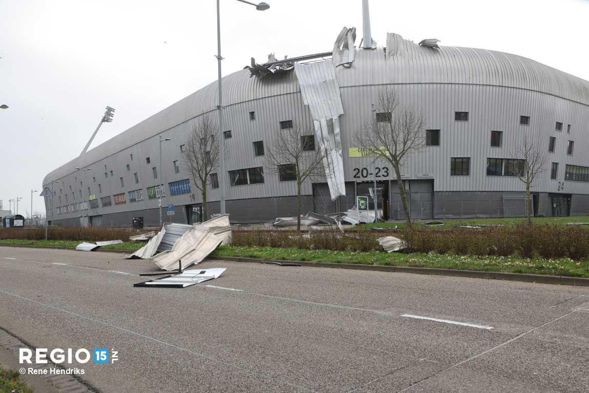 Τυφώνας Eunice: Αναβλήθηκε η αγωνιστική στο πρωτάθλημα Ολλανδίας