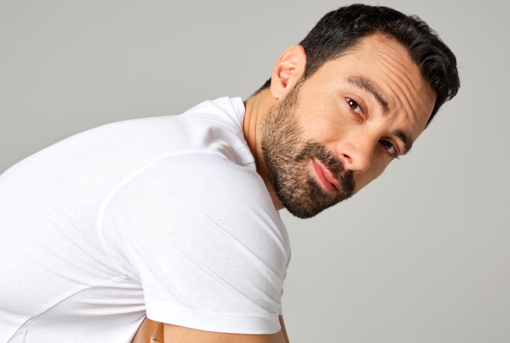 Αγνώριστος o Σάκης Τανιμανίδης – Η φωτογραφία του πριν από δέκα χρόνια