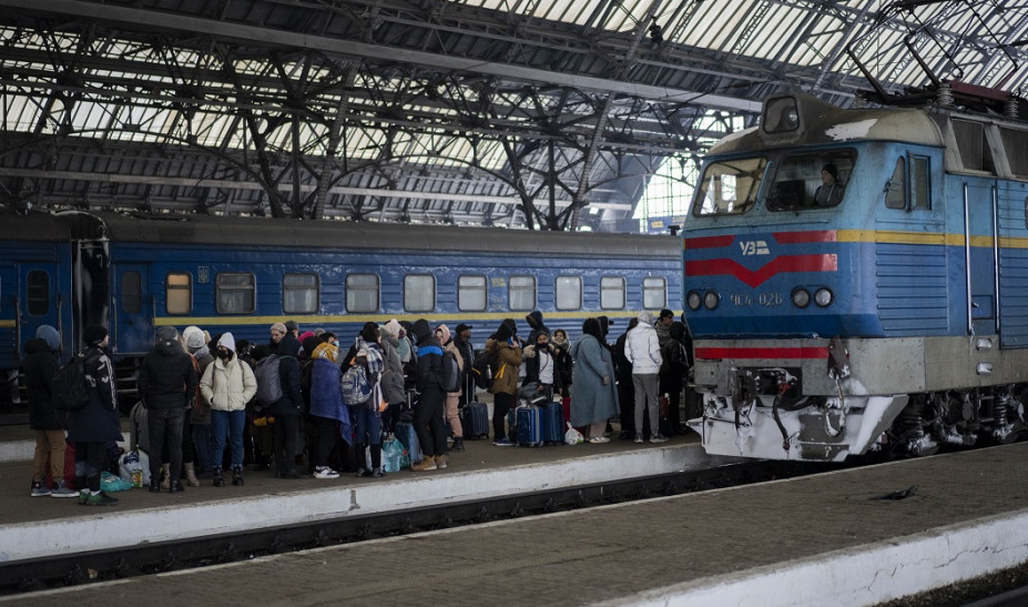 Ουκρανοί επιστρέφουν στην χώρα τους για να πολεμήσουν