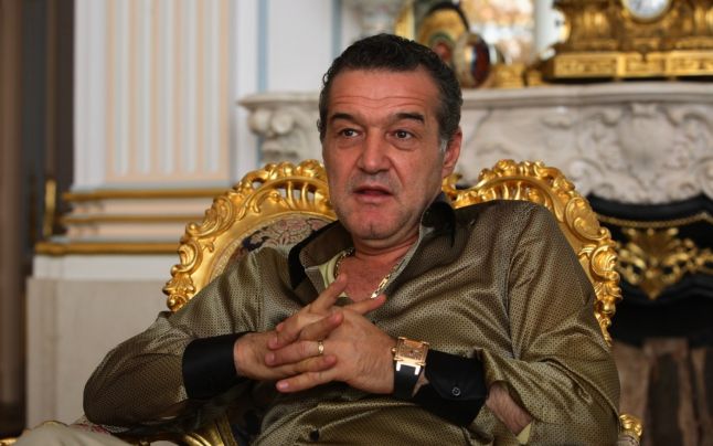 Στεάουα: Ο πρόεδρος δεν θέλει εμβολιασμένους παίκτες γιατί «έχασαν τη δύναμη τους»