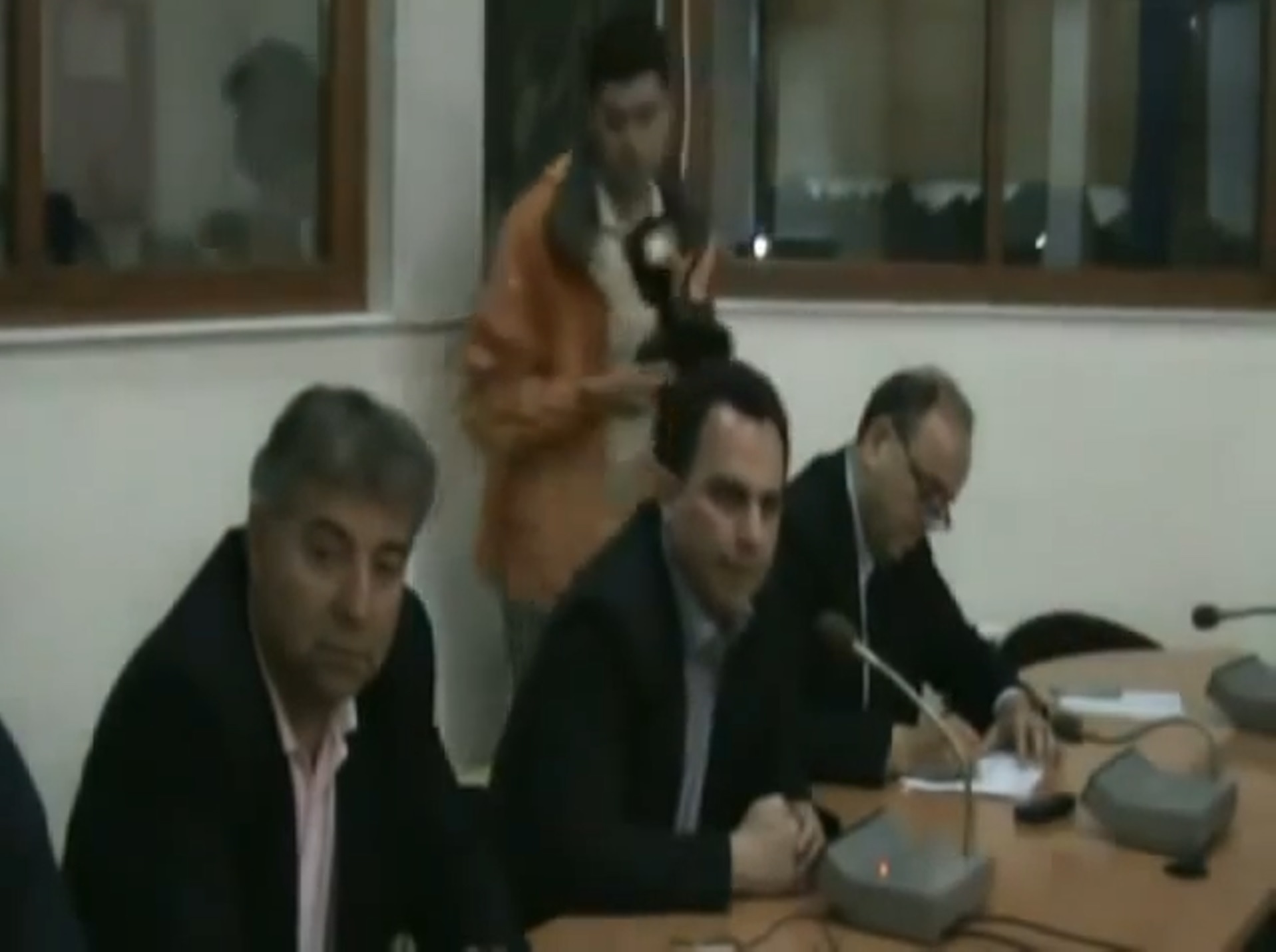 Και ο νέος Υπουργός έχει βίντεο που θα ήθελε να ξεχάσει (vid)