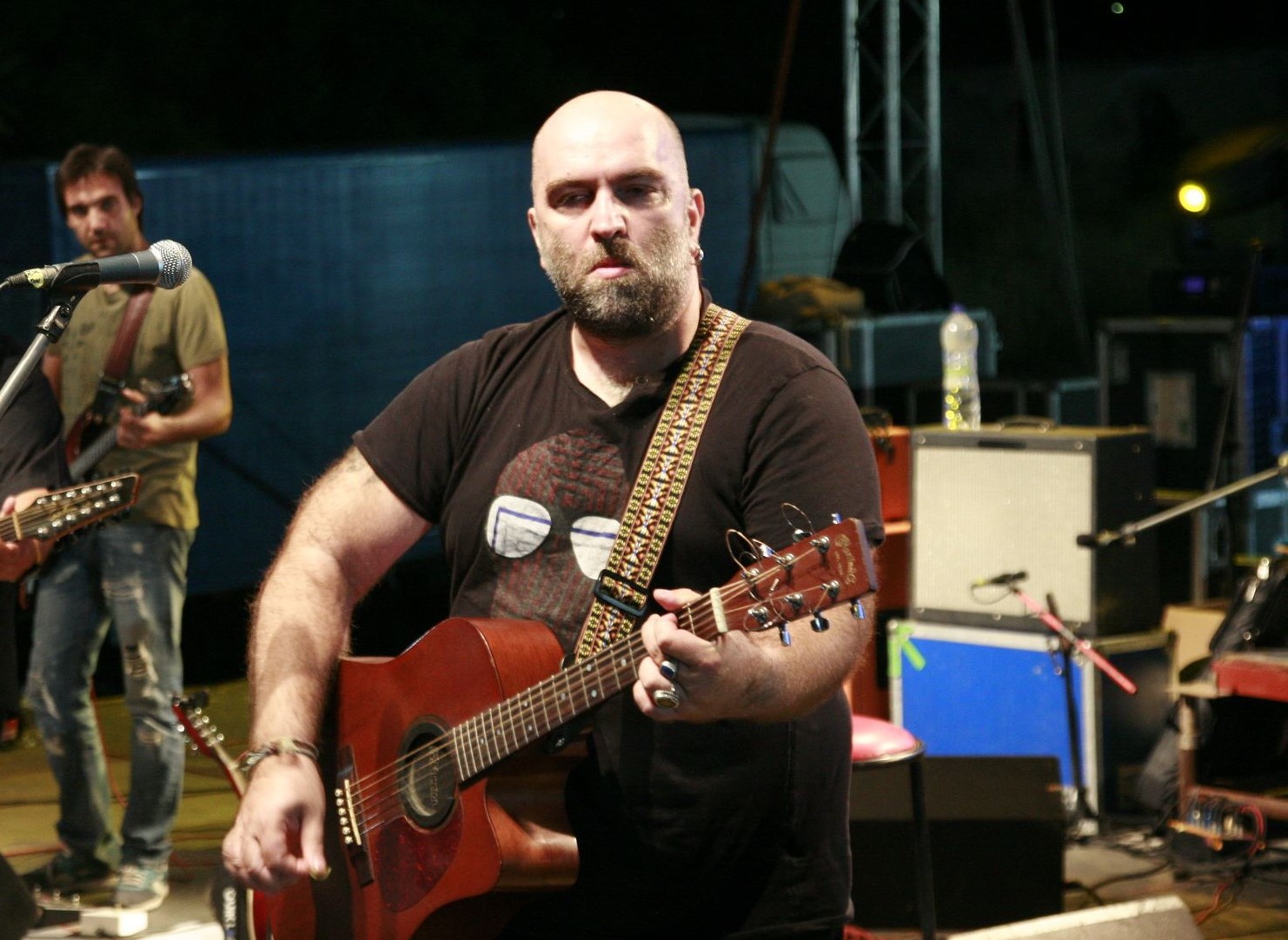 Ο Μπάμπης Στόκας «έλυσε» τη σιωπή του