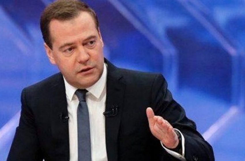 Μεντβέντεφ για πάγωμα Nord Stream 2: «Οι Ευρωπαίοι να ετοιμαστούν να πληρώνουν €2.000 για 1.000 κυβικά μέτρα αερίου»