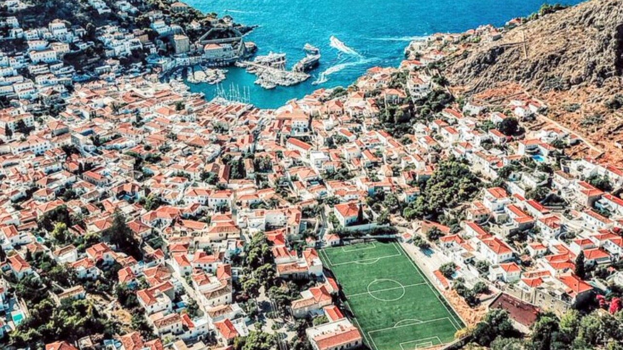 Στα πιο όμορφα γήπεδα του κόσμου ένα ελληνικό