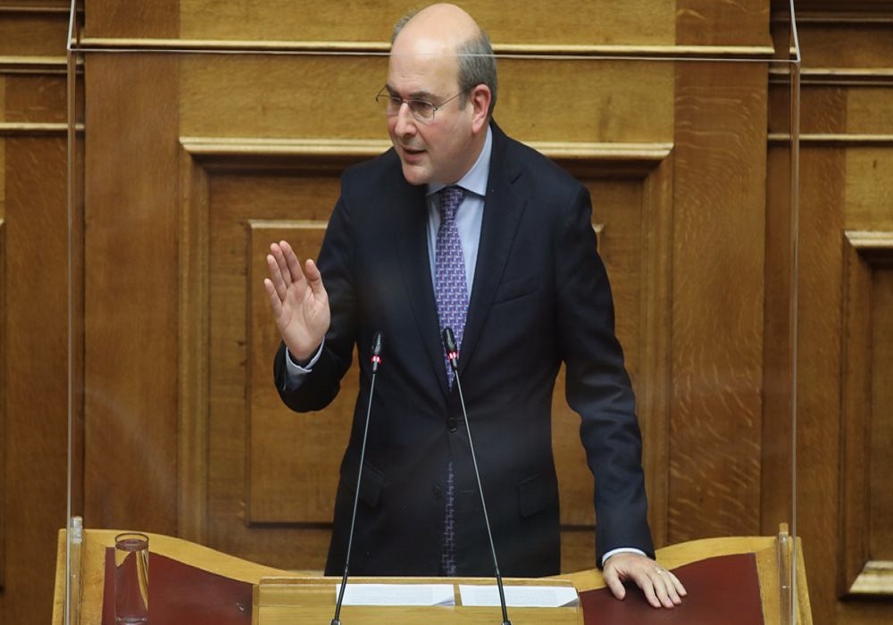 Χατζηδάκης: Εκδόθηκαν οι πρώτες συντάξεις από πιστοποιημένους λογιστές και δικηγόρους