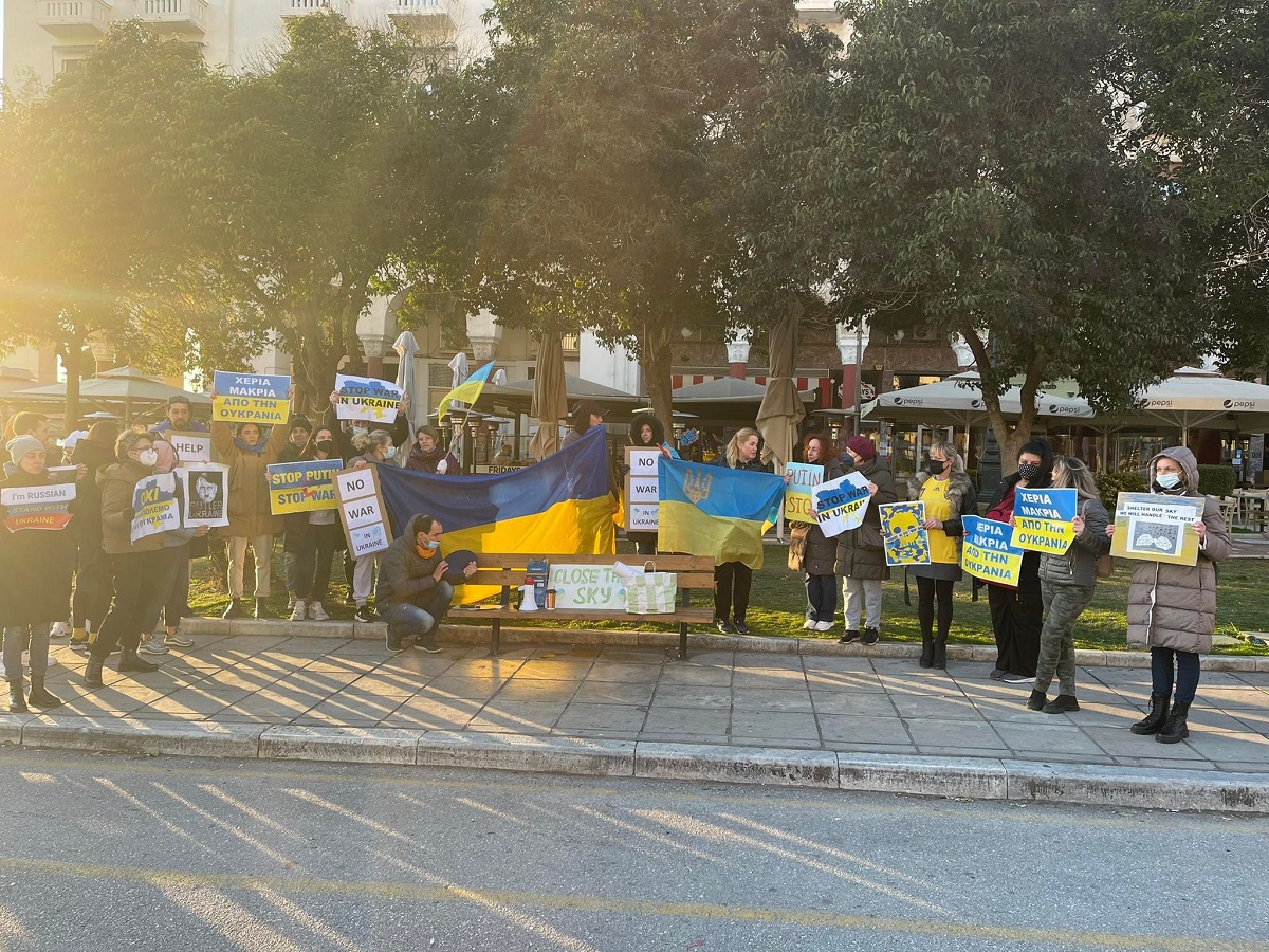 Θεσσαλονίκη: Ουκρανοί ζητούν να σταματήσει η ρωσική εισβολή (φωτο+vid)