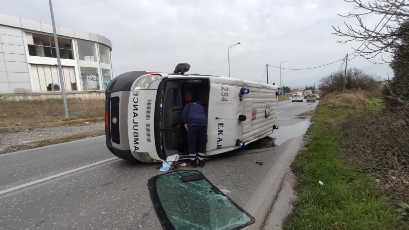 ασθενοφόρο,