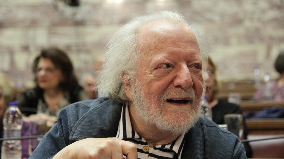 Ροβήρος Μανθούλης: Πέθανε ο σπουδαίος σκηνοθέτης και συγγραφέας