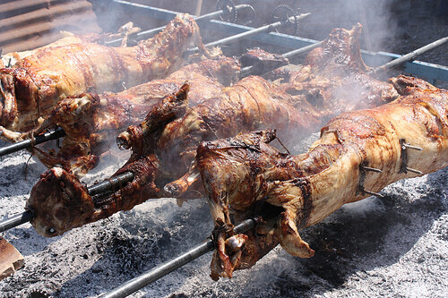 ΕΦΕΤ: Τι να προσέξετε στην αγορά τροφίμων για το πασχαλινό τραπέζι