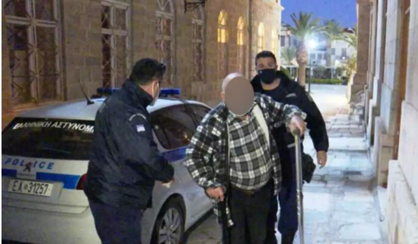 Τήνος: Προφυλακιστέος ο 93χρονος για τη δολοφονία του αγιογράφου – Τι είπε στην απολογία του
