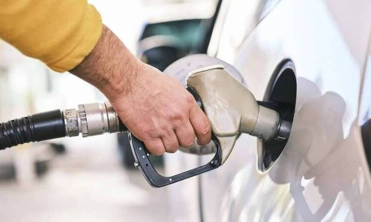 Fuel Pass σε εφαρμογή από 1η Απριλίου – Ποιοι δικαιούνται έως 60 ευρώ για καύσιμα