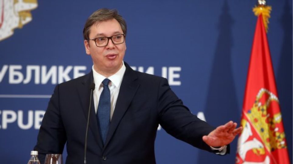 Βούτσιτς: «Εξετάζουμε την αγορά 12 Rafale από τη Γαλλία»