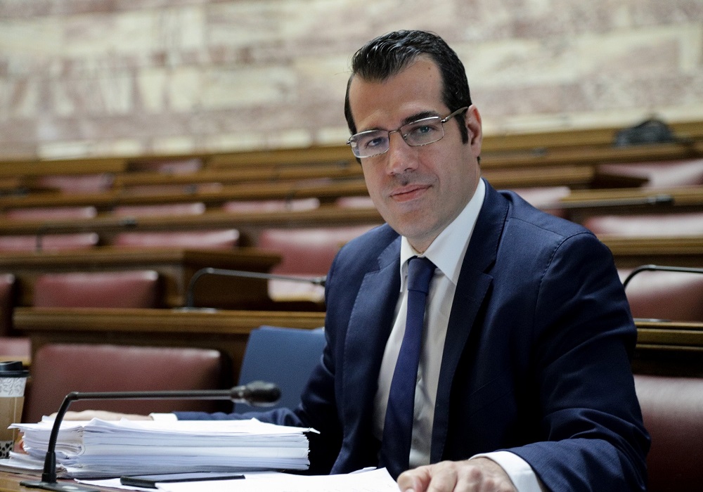 Πλεύρης: Ανοιχτό να διαγραφούν πρόστιμα σε άνω των 60 αν τελικά εμβολιαστούν