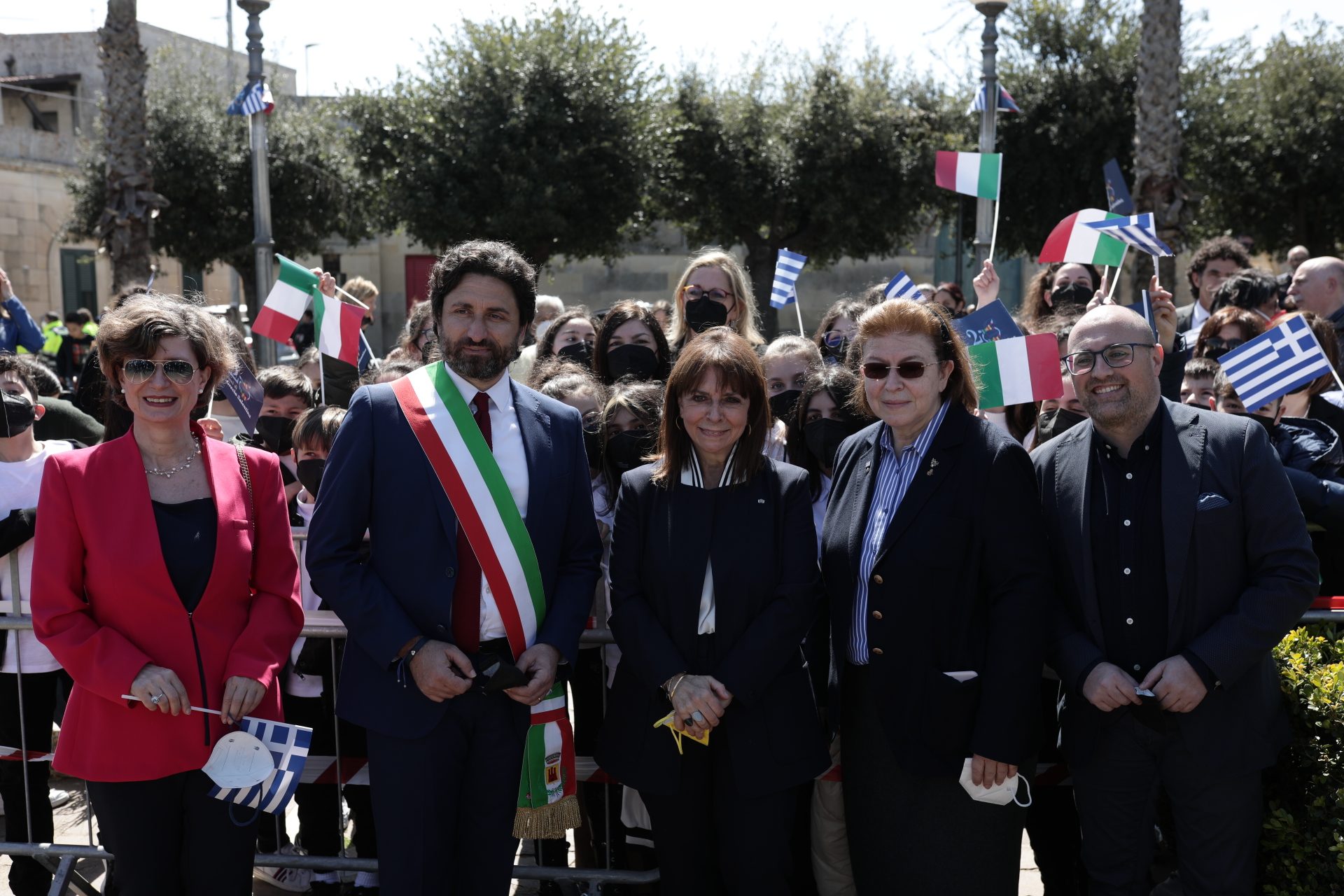 Σακελλαροπούλου,