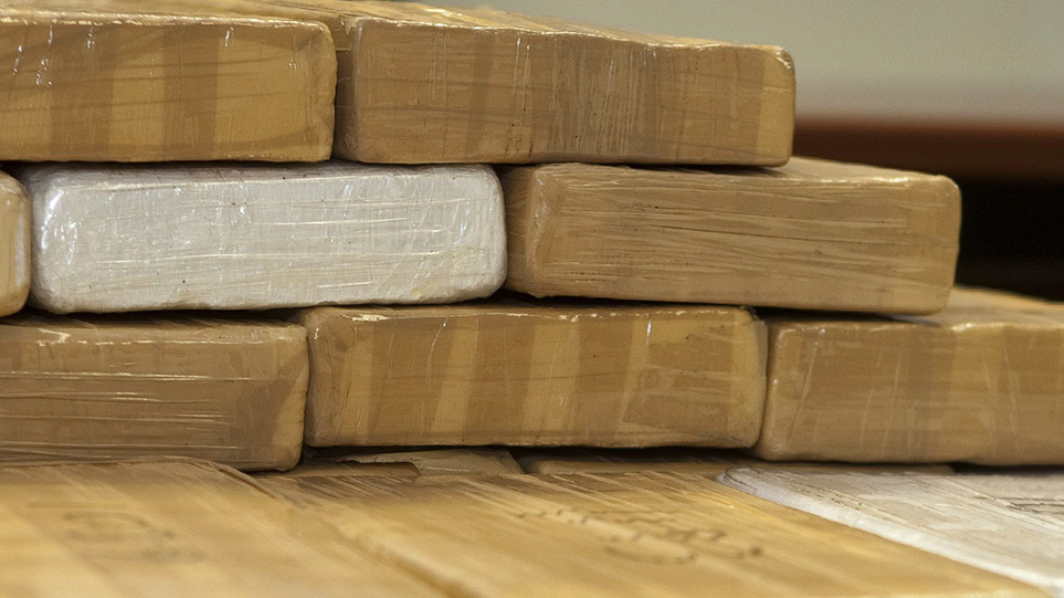 Πορτογαλία: Κατασχέθηκαν 3,7 τόνοι κάνναβης σε σκάφος – Τέσσερις συλλήψεις