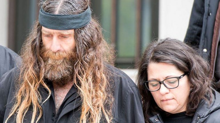 Γονείς Γιακουμάκη: «Ο θάνατος του Βαγγέλη μας δεν έγινε φάρος για την κοινωνία»