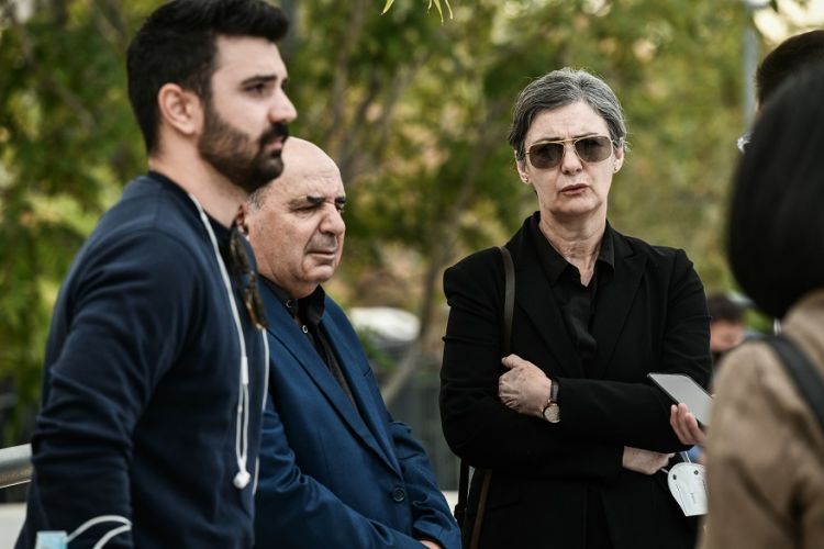 Συγκλονίζει η μητέρα του Ζακ Κωστόπουλου: Τον σκέφτομαι ψηλά στον ουρανό να σκορπάει τόνους γκλίτερ