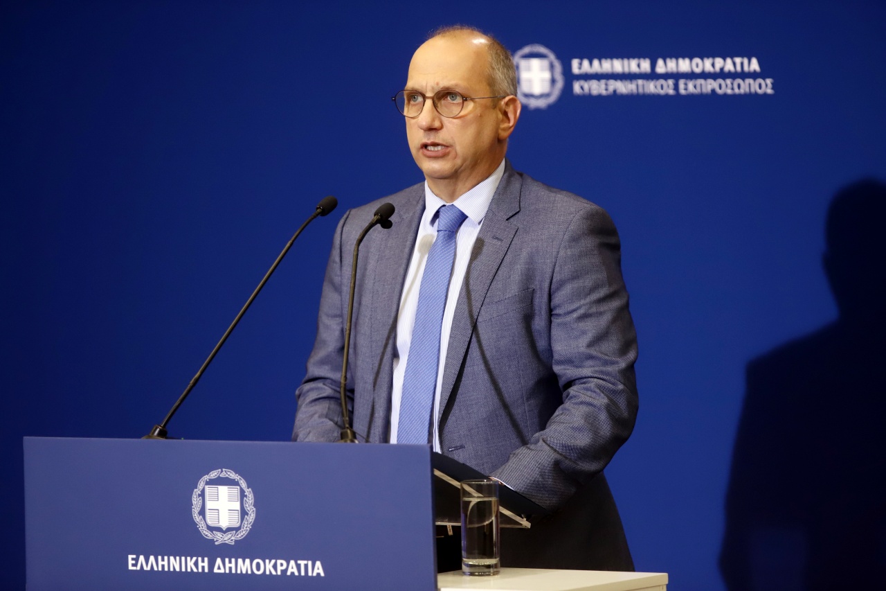 Οικονόμου για Τσίπρα: Επιχειρεί να συκοφαντήσει τη διεθνή μας εικόνα